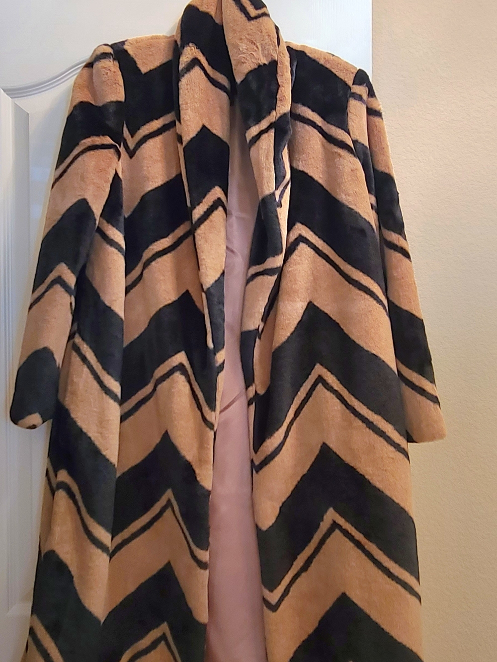 Banana Republic Black and Tan Faux Fur Plush Open Long Coat.